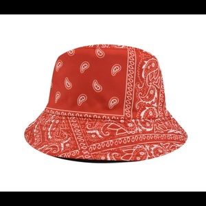 Reversible bandanna hat